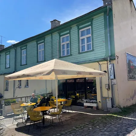 Karja 21 *